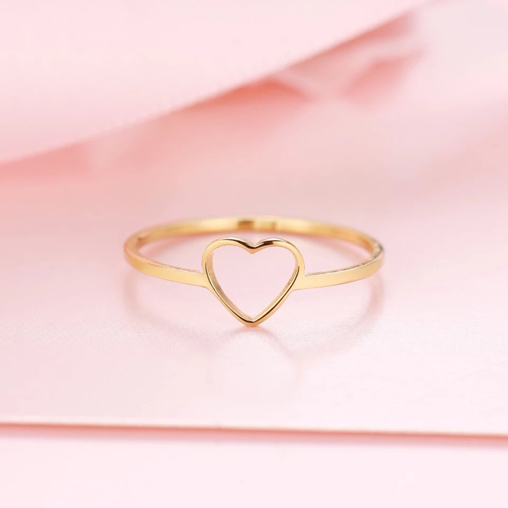 🎉 New Gold Heart Stainless Steel Size 8 Ring
